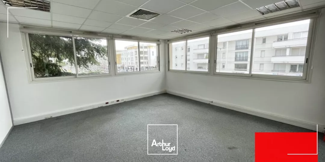 PARC MILLÉNAIRE - EURÊKA - 228 M2 - BUREAUX À LOUER AVEC PARKINGS
