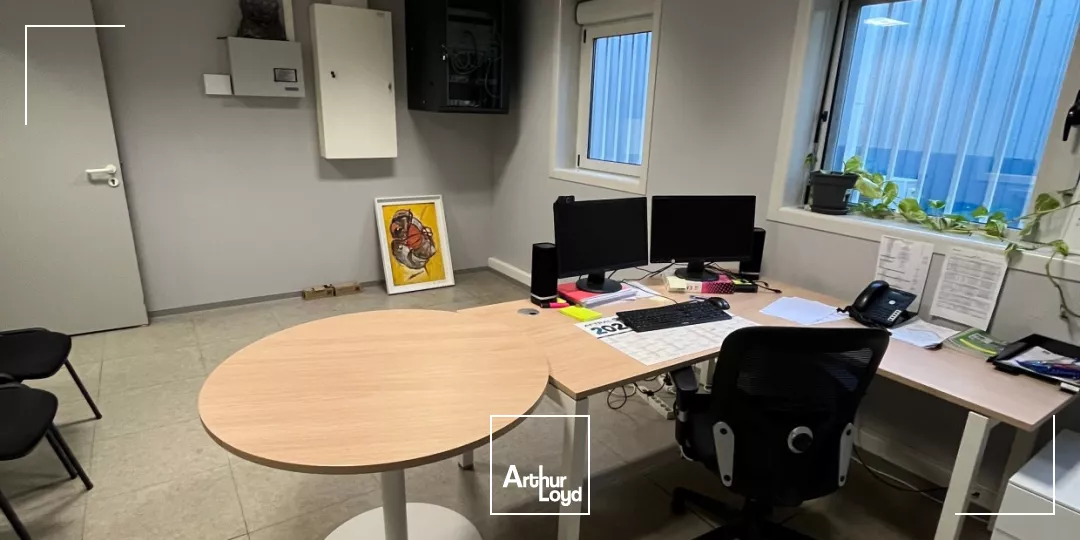 Locaux d'activités : Entrepôt et Bureaux Neufs - Accès A9/Aéroport, Zone Pôle Actif - Gallargues Le Montueux