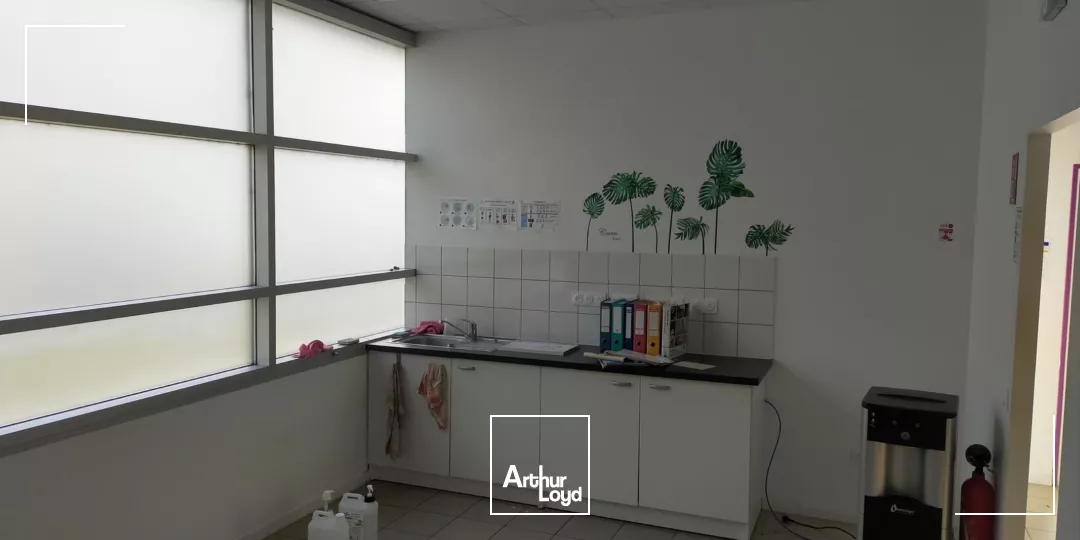 LOCAL COMMERCIAL 348 M²A VENDRE GRENOBLE PROCHE GRAND PLACE