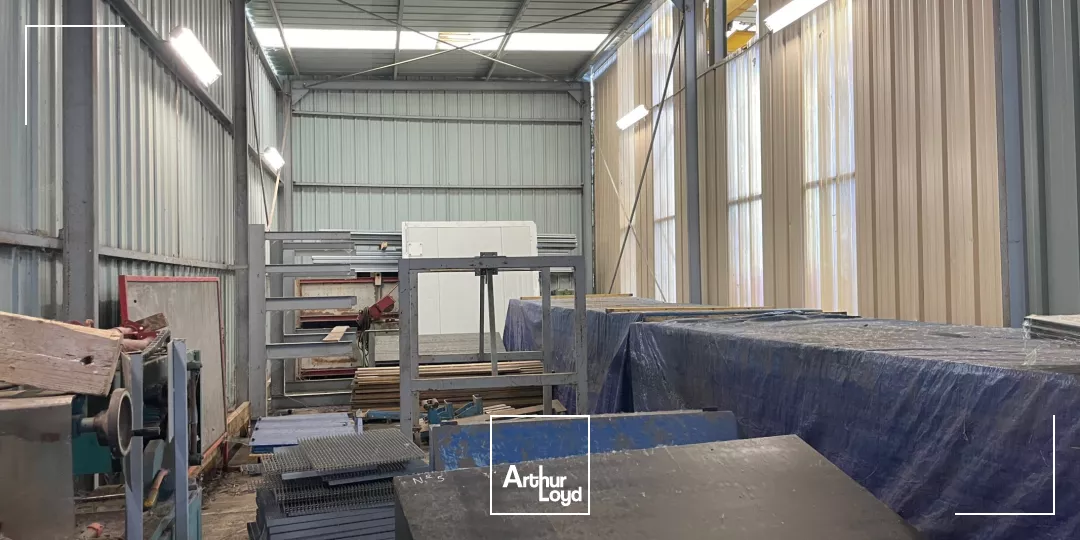 Locaux d'activité à vendre à VERNON 27200