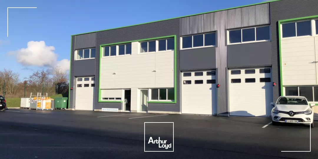 Cellule d'activités - Stockage et bureaux - 257 m2 - Est Métropole - PA des Chatelliers