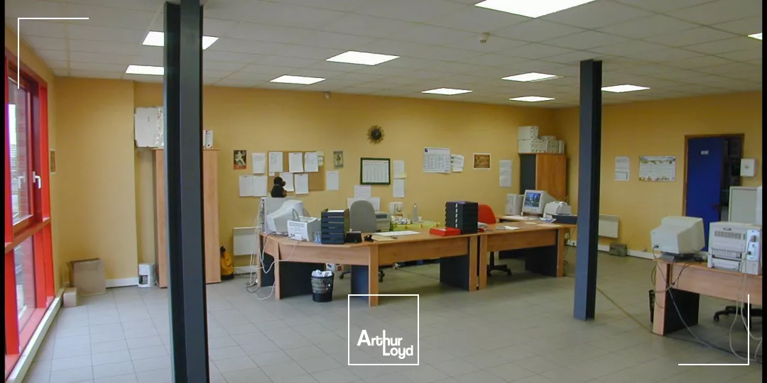 Entrepôt à louer - Brebières