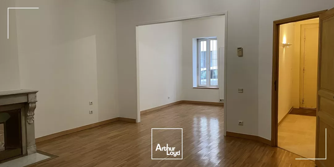 Bureaux à louer au sein d'une maison du quartier de Saint-Genès