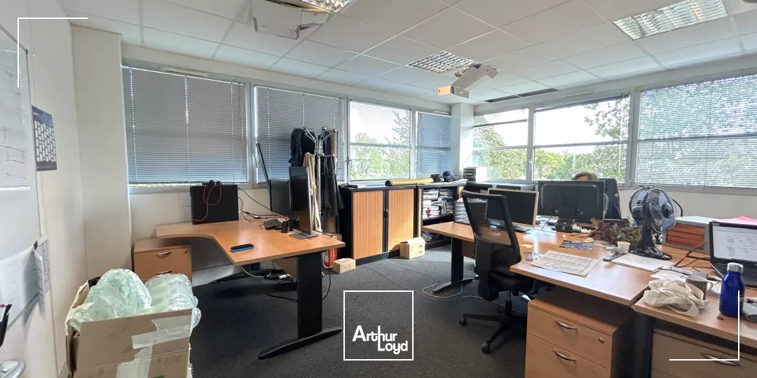 A louer - 204 m² de bureaux - Mérignac Parc Ariane - Proche aéroport 