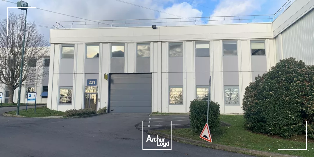 Cellule d'activité de 290 m² à louer 