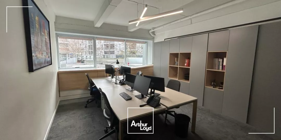 Bureaux PMR aménagés avec parking à louer - La Joliette - 13002 Marseille