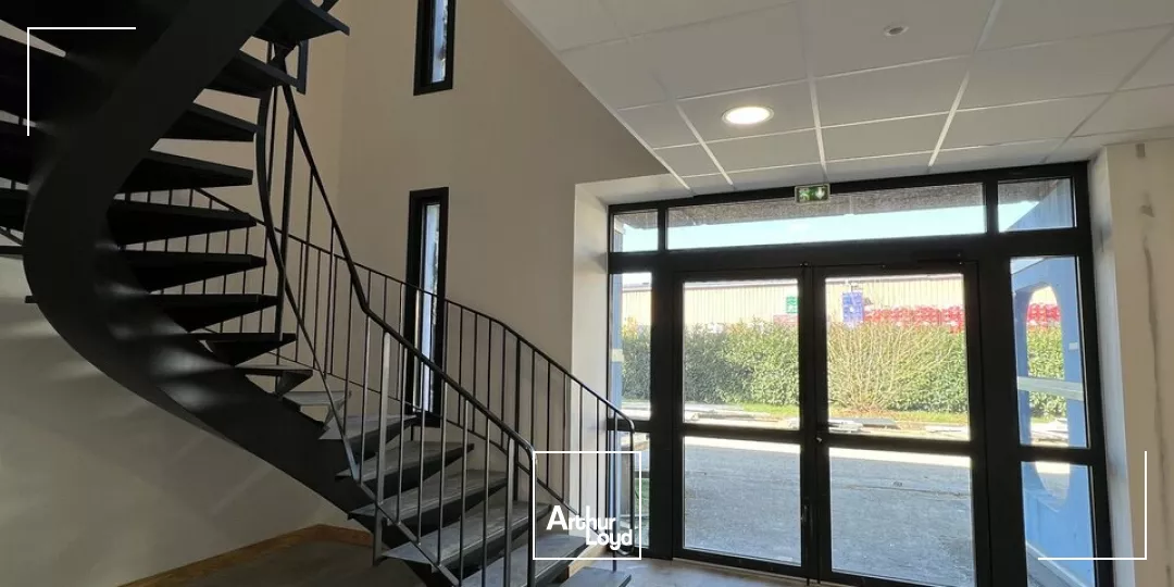 À LOUER - OUDALLE - BUREAUX NEUFS - 195 m² 