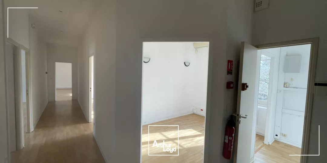 À LOUER - Bureaux lumineux et modulables à Narbonne de 478 m², divisibles à partir de 83 m2
