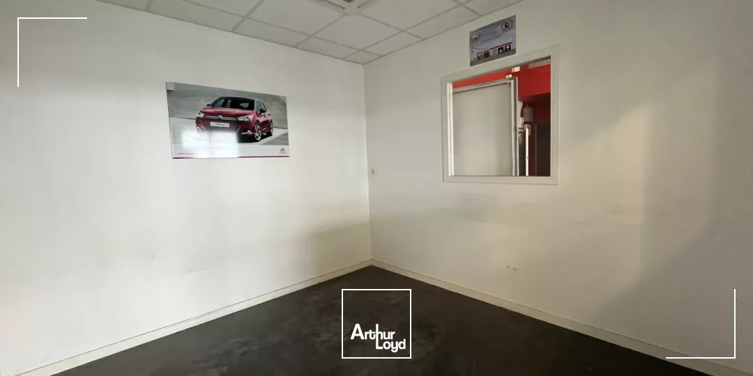 Local d'activités à louer Tavers 