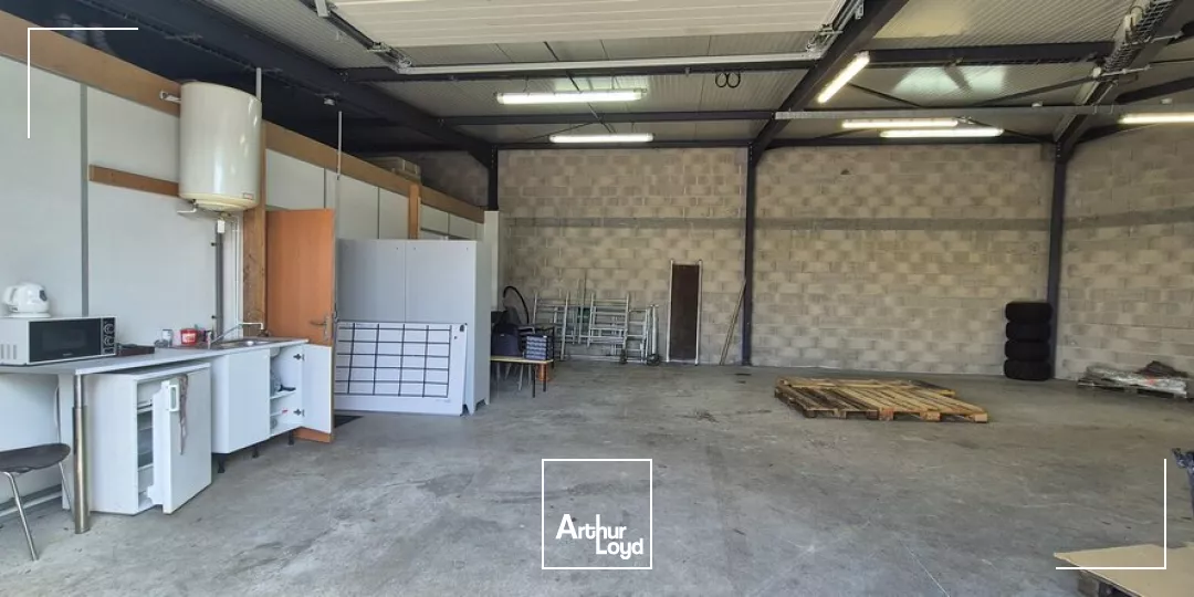 LOCAL D'ACTIVITES 152 m² - MARSANNAY-LA -CÔTE - A LOUER