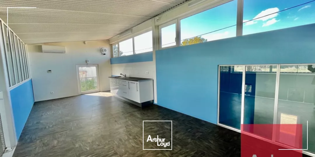 BÂTIMENT ACTIVITÉ/BUREAUX À VENDRE - LUNEL