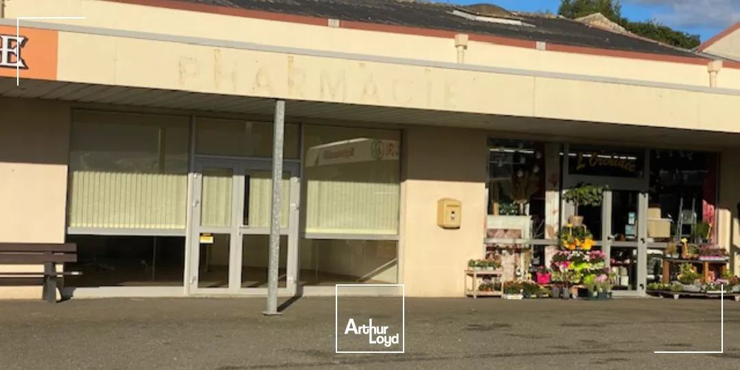 LOCAL COMMERCIAL 96 M² PLOUGONVEN