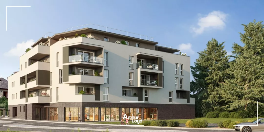 LOCAL COMMERCIAL 329M² A LOUER VOIRON PROCHE CENTRE VILLE PARKING