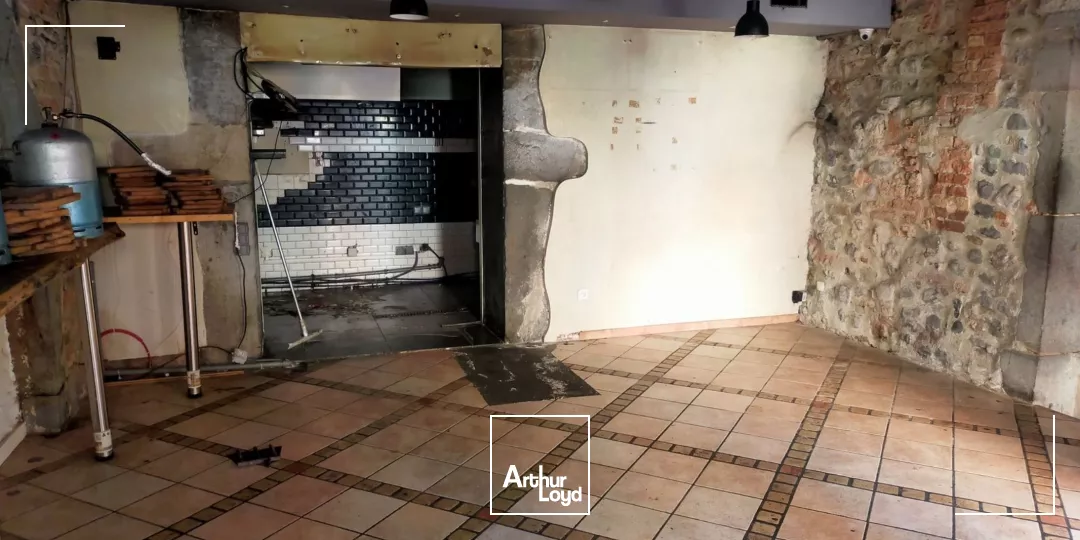 LOCAL COMMERCIAL 75 M² A LOUER GRENOBLE PLACE CLAVEYSON TERRASSE