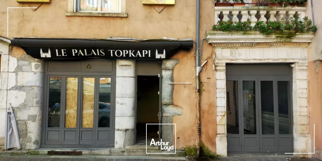 LOCAL COMMERCIAL 75 M² A LOUER GRENOBLE PLACE CLAVEYSON TERRASSE