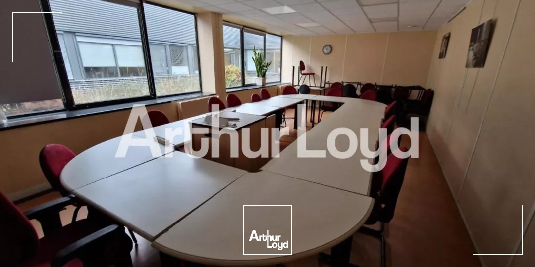 A Louer - 1 562 m² de bureaux aménagés - Secteur Mondeville
