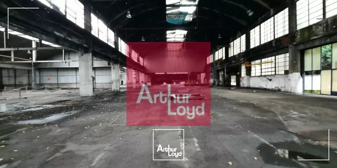 GERZAT A LOUER ENTREPOT 10 000 M² DIVISIBLE A PARTIR DE 1500 M² - POSSIBILITE ACHAT