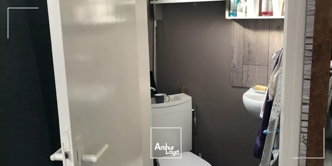 A VENDRE - LE HAVRE - CENTRE - MURS COMMERCIAUX OCCUPÉS 