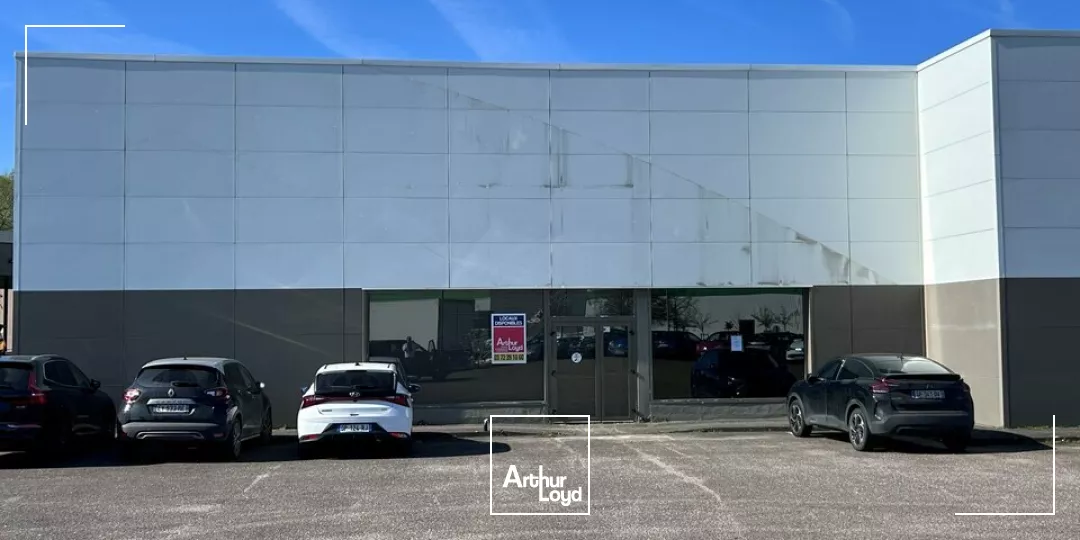 LOCAL COMMERCIAL à LOUER de 1350 m²