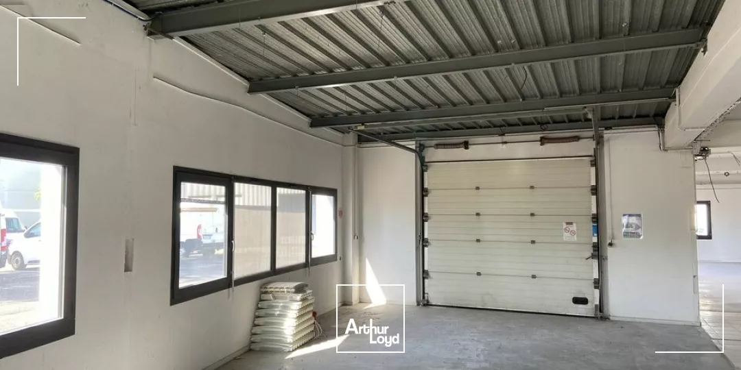 BUREAUX à LOUER de 236 m²