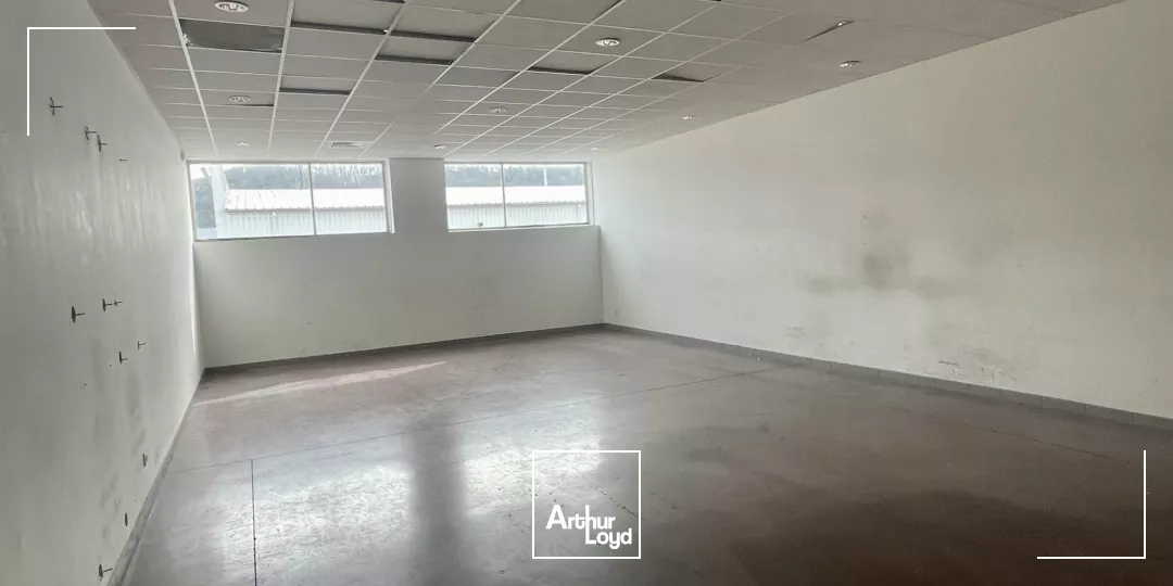 Locaux d'activité à louer à SOTTEVILLE LES ROUEN 76300