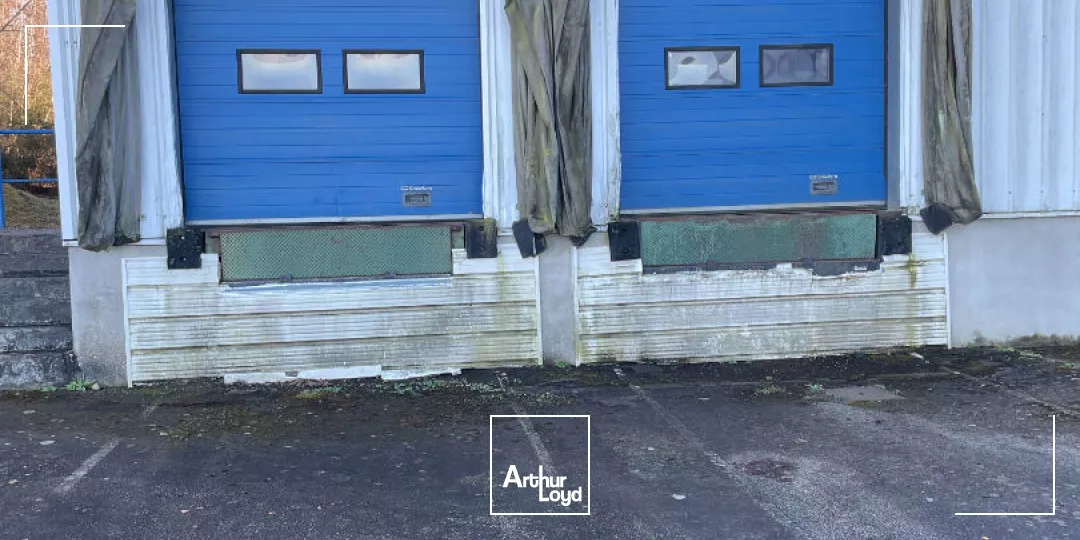 Local d'activité 2 000 m² Saint Junien - A vendre