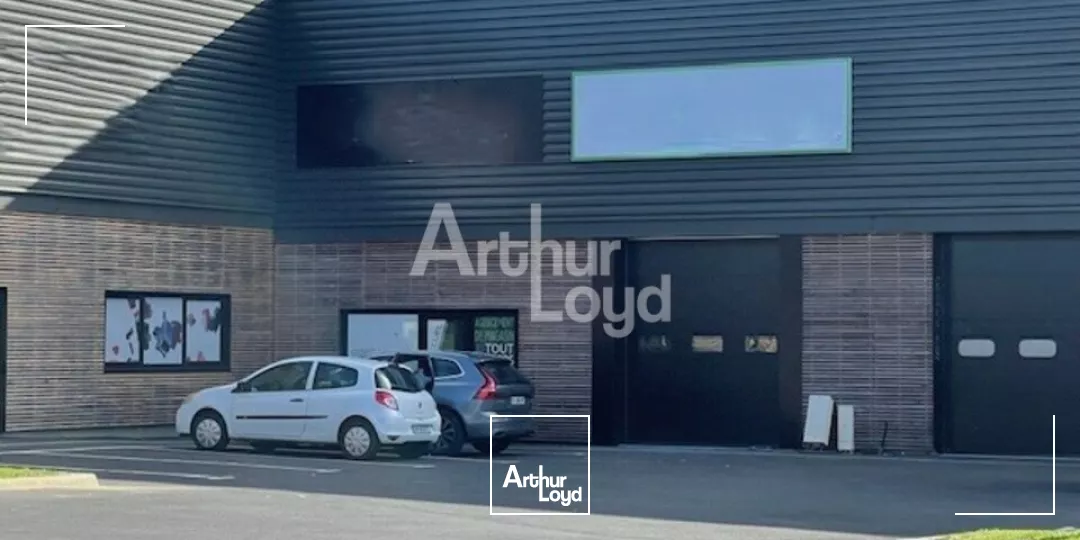 BRUZ - LOCAL D'ACTIVITE A LOUER - 560 M²