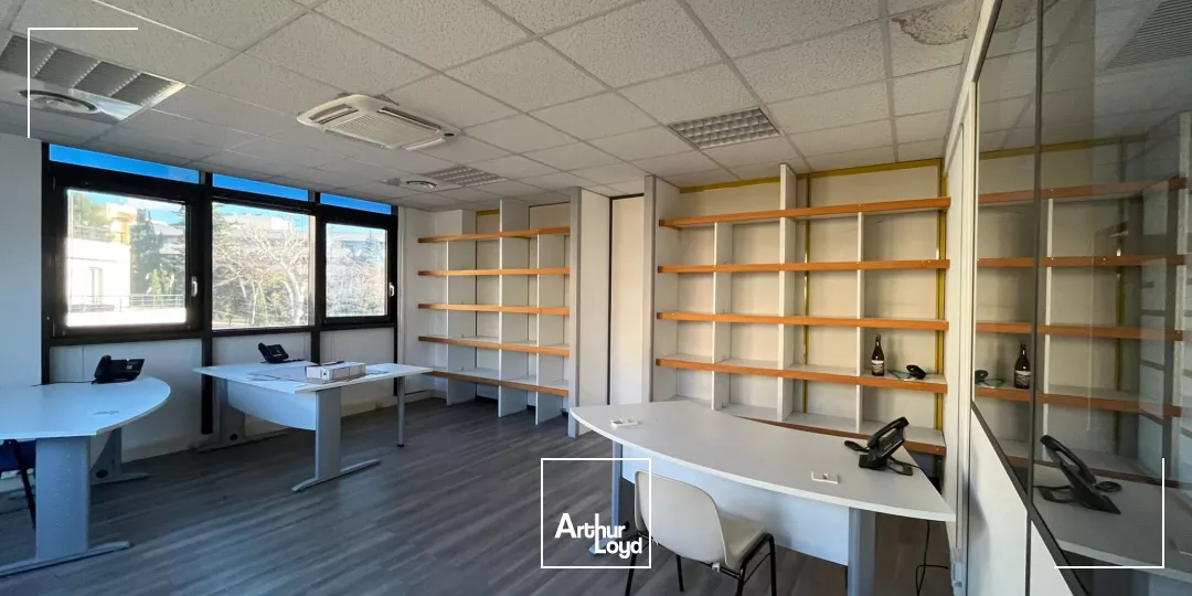 Bureaux avec parkings à vendre ou à louer - Bonneveine - 13008 Marseille
