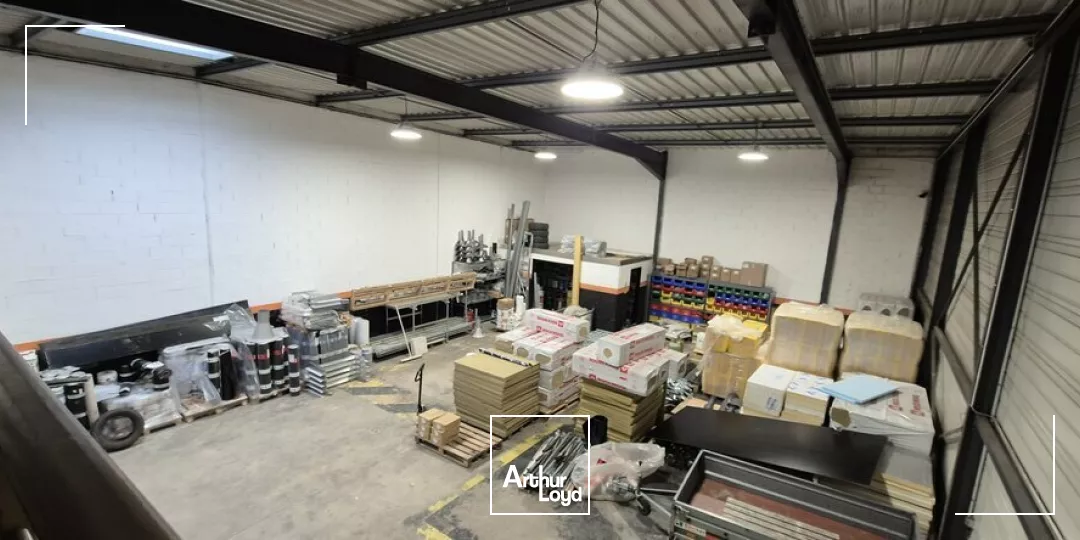 SAINT-APOLLINAIRE - LOCAL D'ACTIVITES - A LOUER