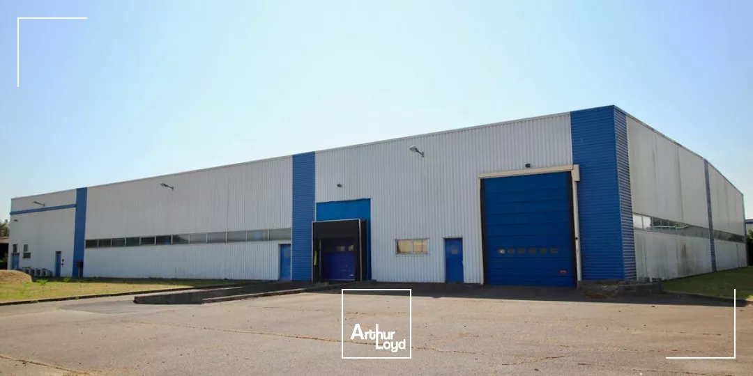 LE HAVRE - ZI & PORTUAIRE - ENTREPÔT LOGISTIQUE 2 865 M2