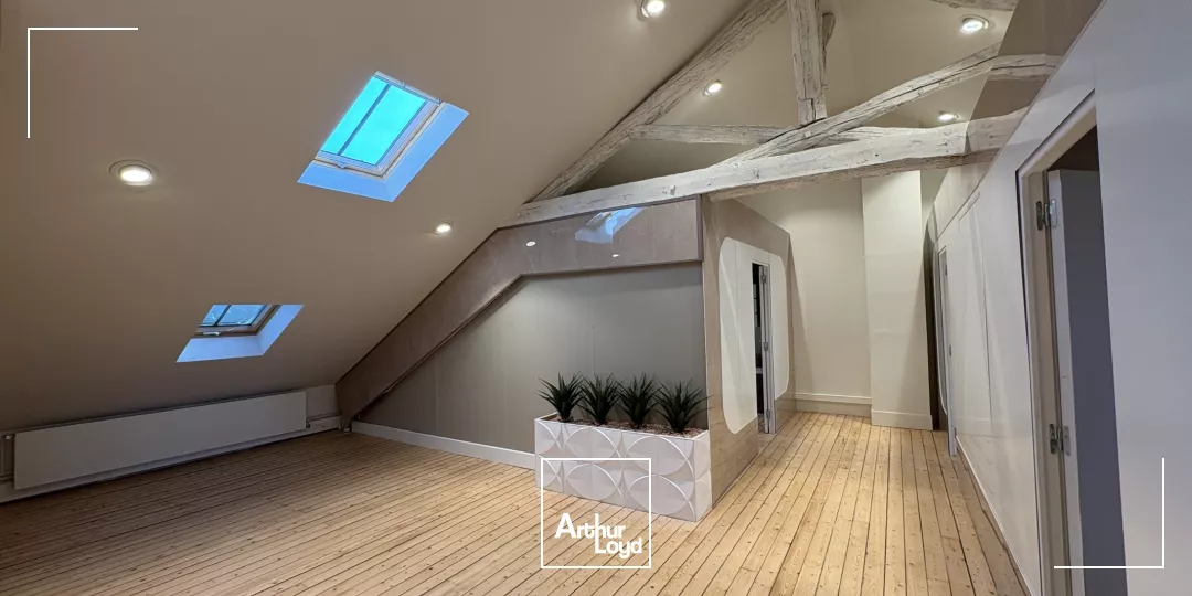 Bureaux à louer Orléans (45 000)- Loiret-94 m2 