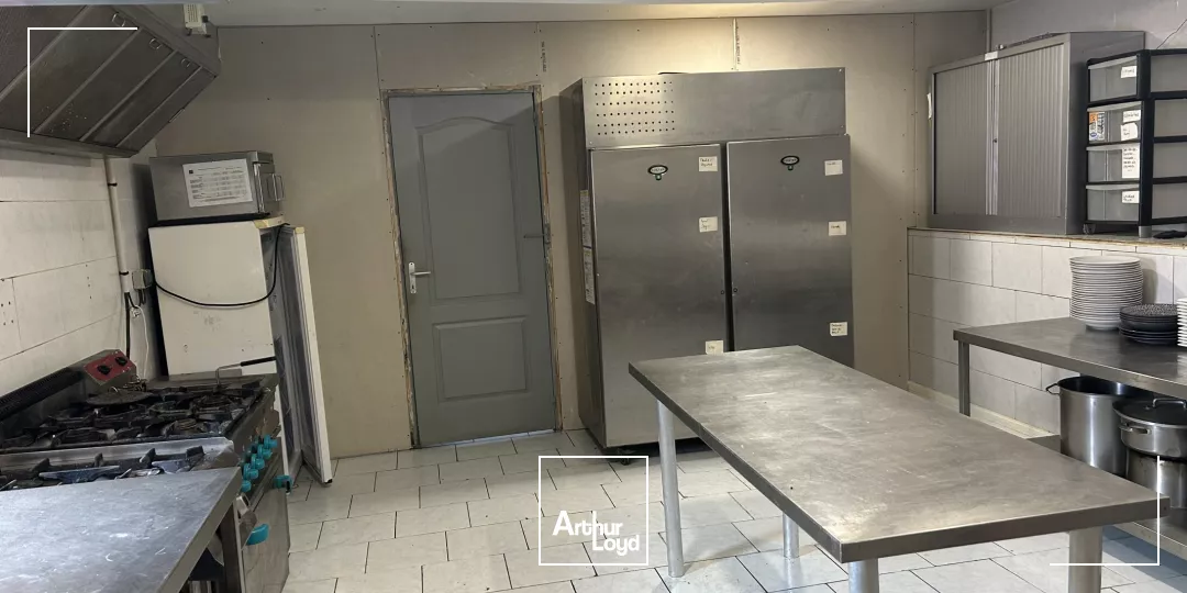 Local commercial de 385 m² à louer - Visibilité maximale au coeur de Hénin-Beaumont