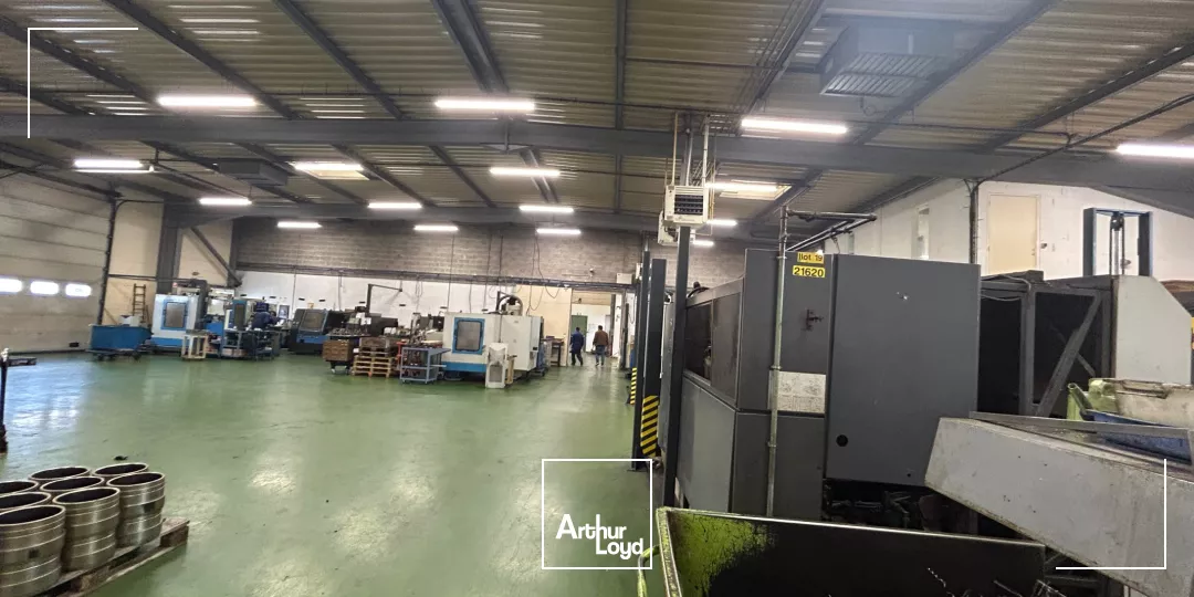 BATIMENT D'ACTIVITES INDEPENDANT