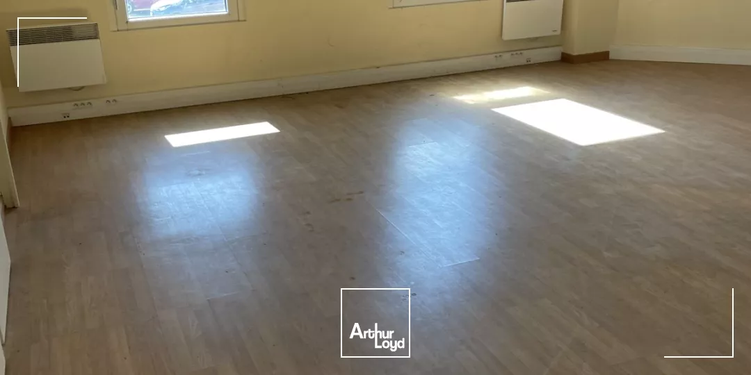 À LOUER - CELLULES D'ACTIVITÉS - PLAILLY 