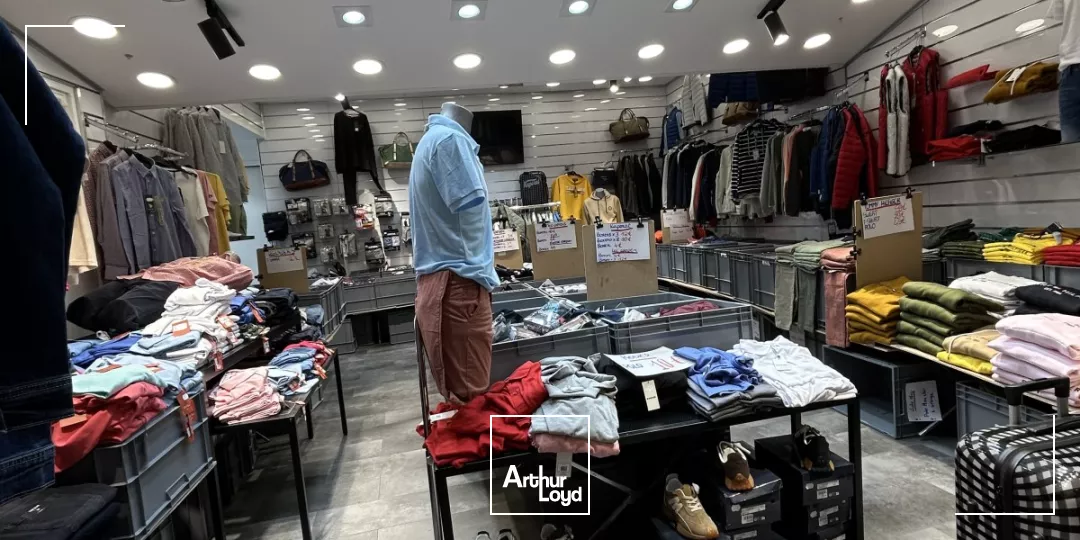 Immeuble commercial à vendre - Centre-ville d'Arras, opportunité investisseurs avec lease back possible