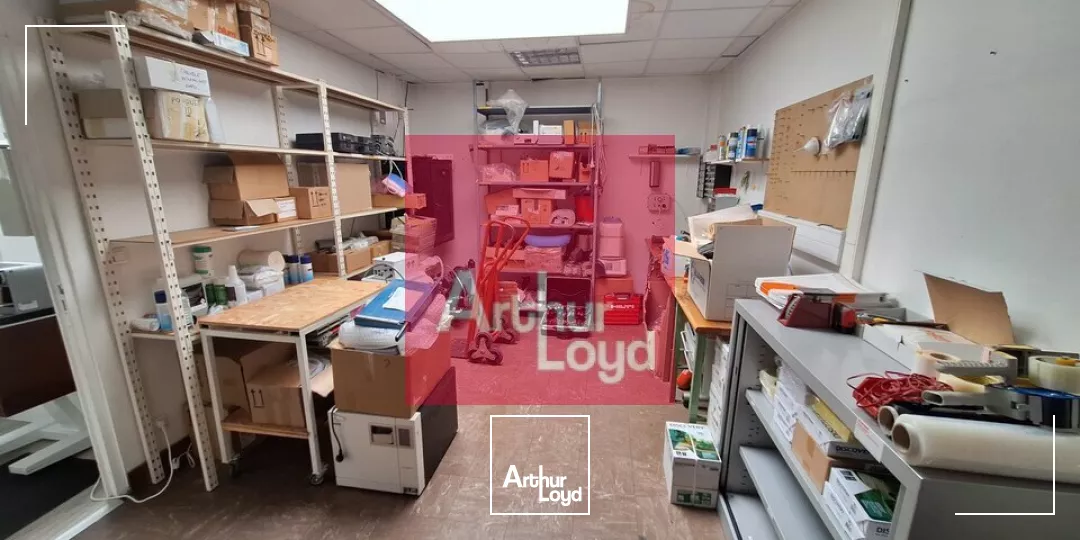 CLERMONT-FERRAND LA PARDIEU BUREAUX A LOUER 242 M²