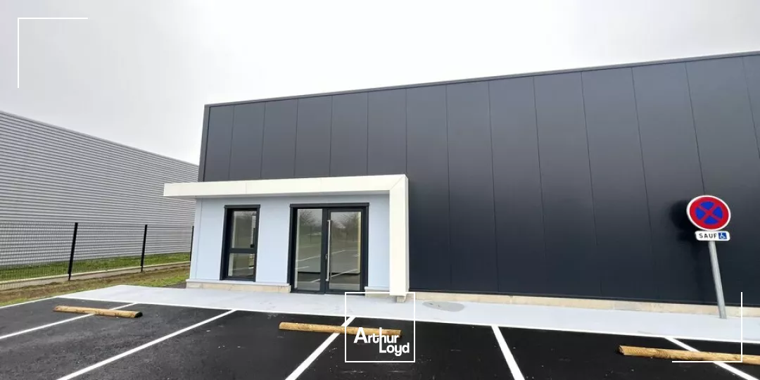 BUREAUX location à SAINT-JEAN-DE-LA-NEUVILLE 76210