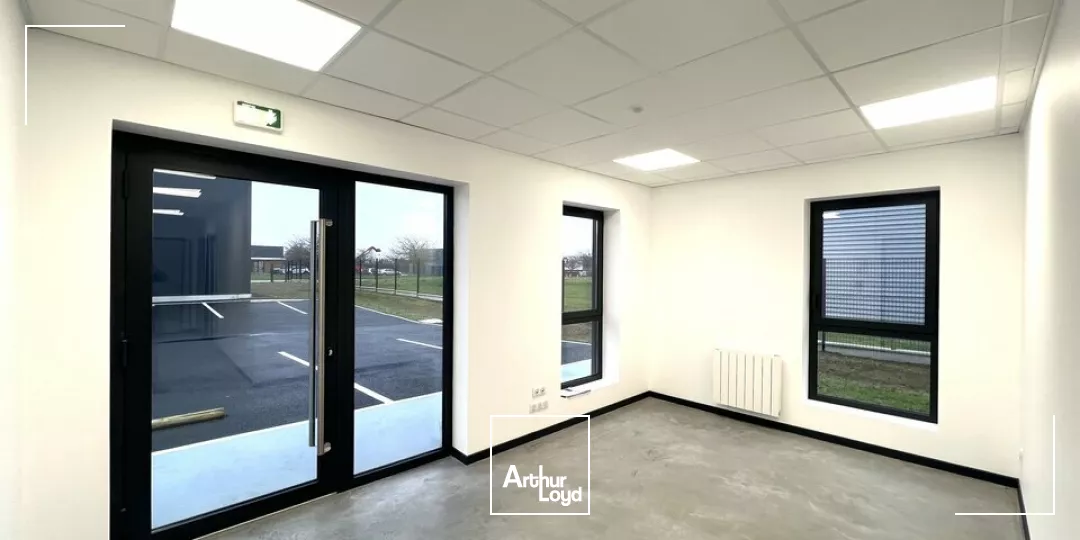 BUREAUX location à SAINT-JEAN-DE-LA-NEUVILLE 76210