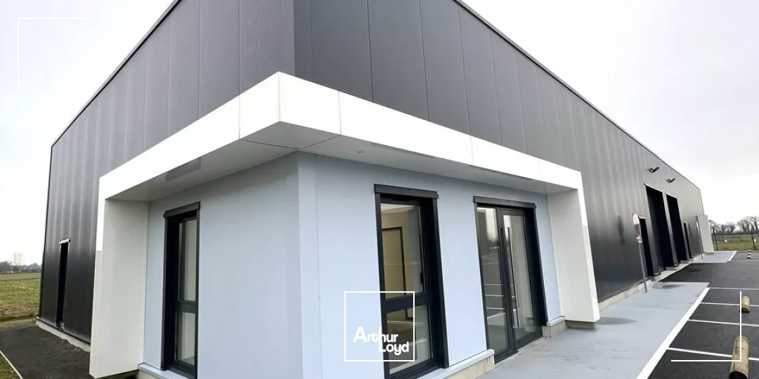 BUREAUX location à SAINT-JEAN-DE-LA-NEUVILLE 76210