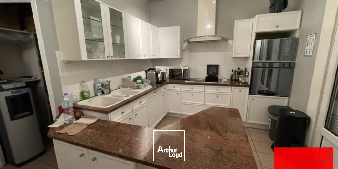 LOCATION BUREAUX 266 M2 - MONTPELLIER CENTRE-VILLE