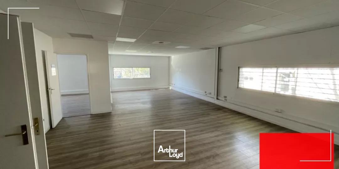 LOCATION BUREAUX 114 M² - MONTPELLIER PARC 2000 ZFU