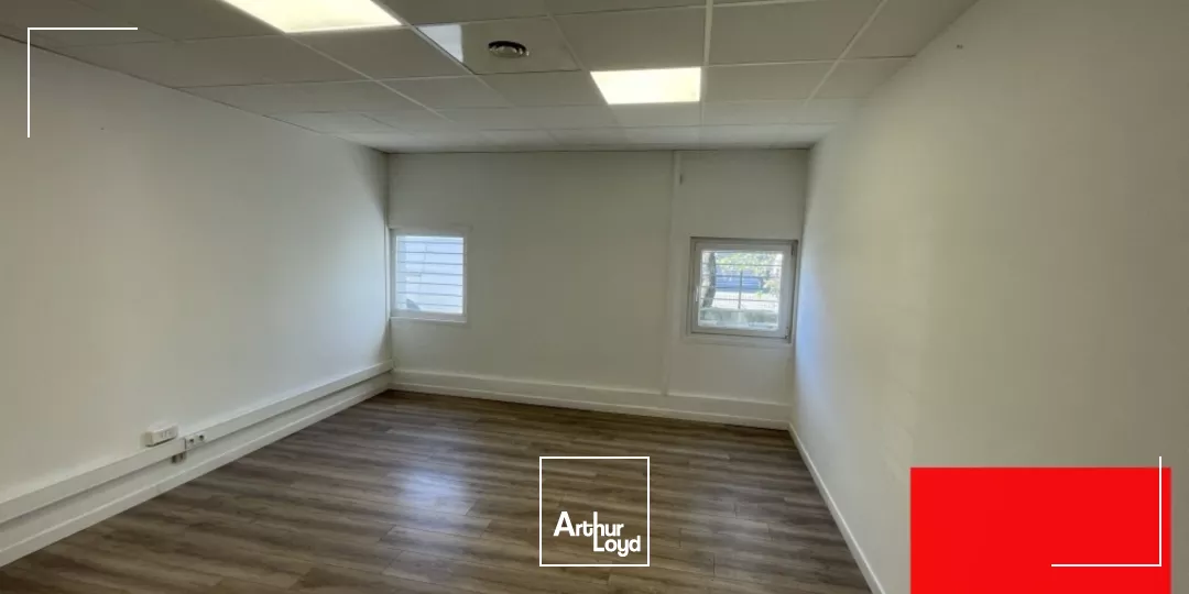LOCATION BUREAUX 114 M² - MONTPELLIER PARC 2000 ZFU