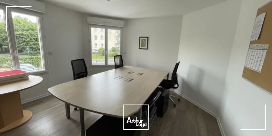 A LOUER BUREAUX 226 M2 COMPIEGNE