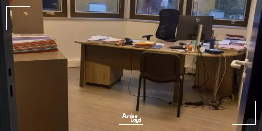 A louer - Bureaux de 96 m² - Bruges Bureaux du Lac