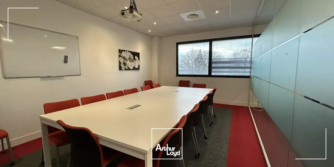 BUREAUX à LOUER de 256 m²