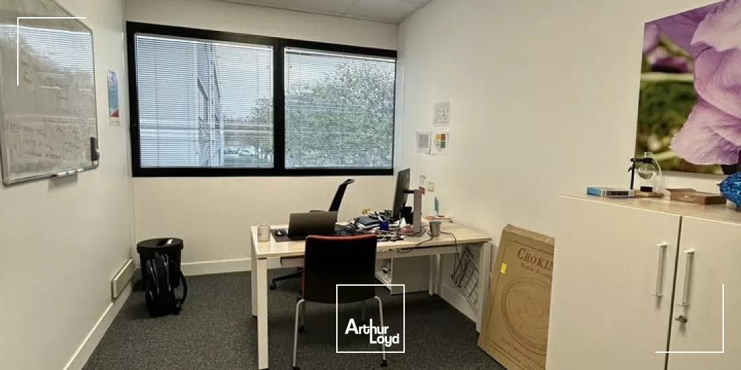 BUREAUX à LOUER de 256 m²