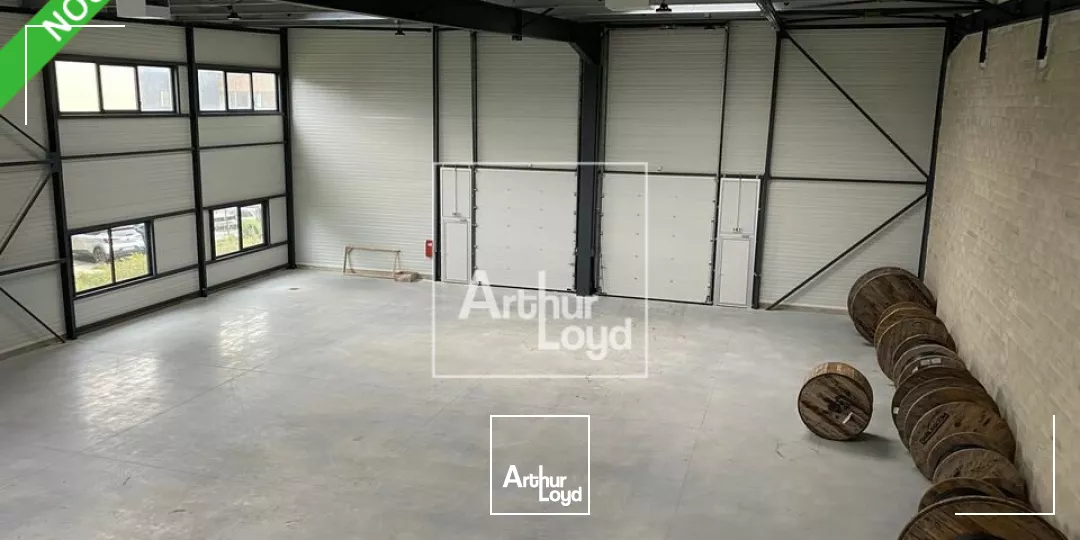 Locaux traversant en Seine-et-Marne - A LOUER