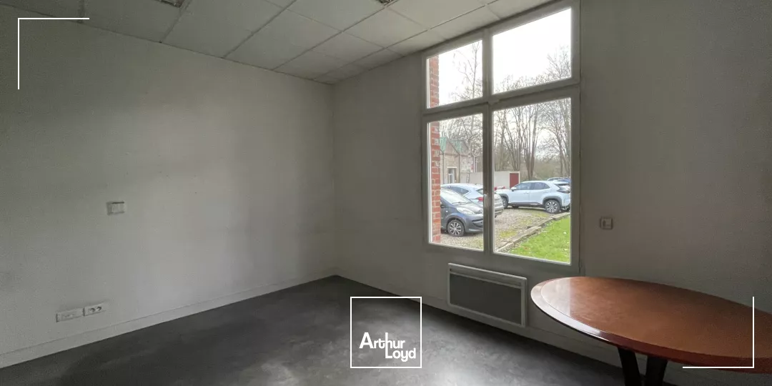 Locaux d'activité à louer à LOUVIERS 27400