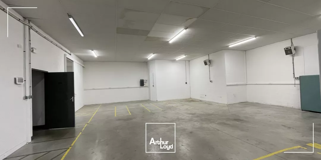 Locaux d'activité à louer à LOUVIERS 27400