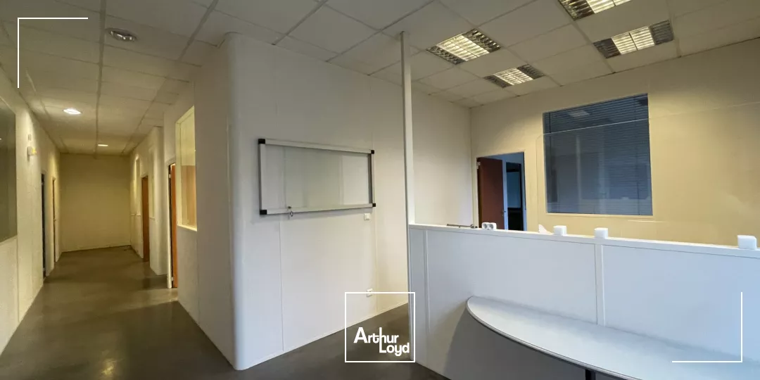 Locaux d'activité à louer à LOUVIERS 27400